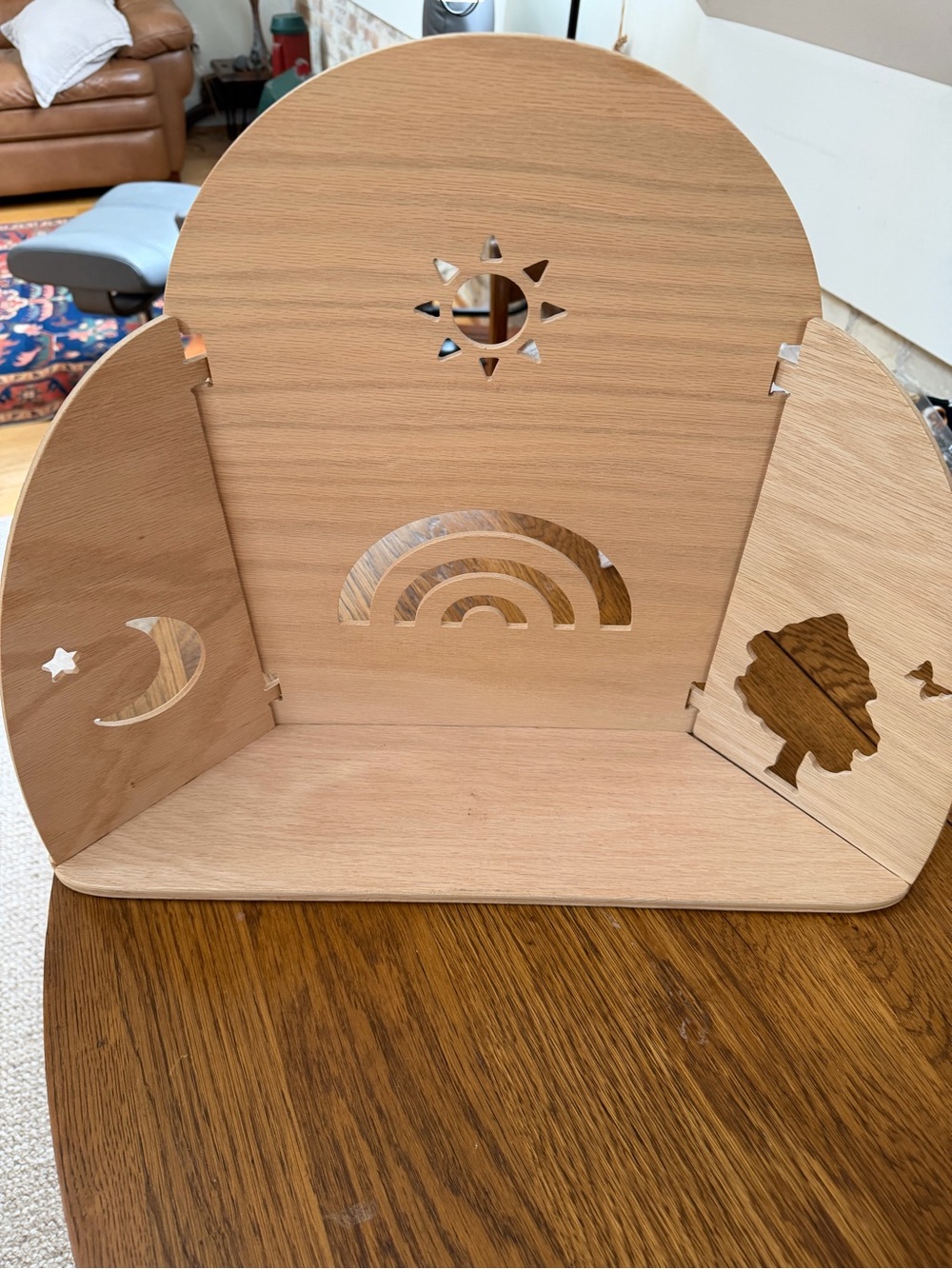 Nature table /Waldorf Wooden Display backdrop Sun, Moon, Rainbow & Tree cutout